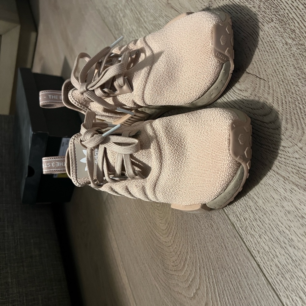 Adidas NMD R1 - Picture 8 of 9